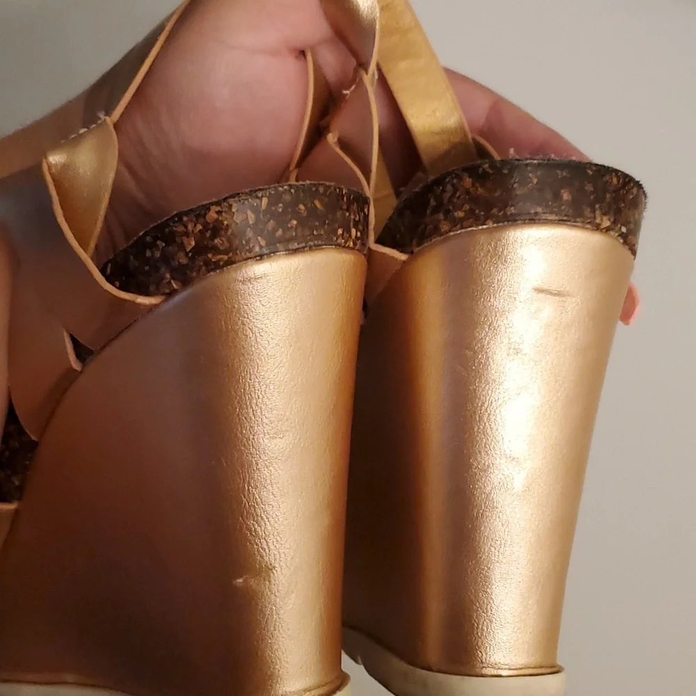 Sandals - Picture 5 of 7